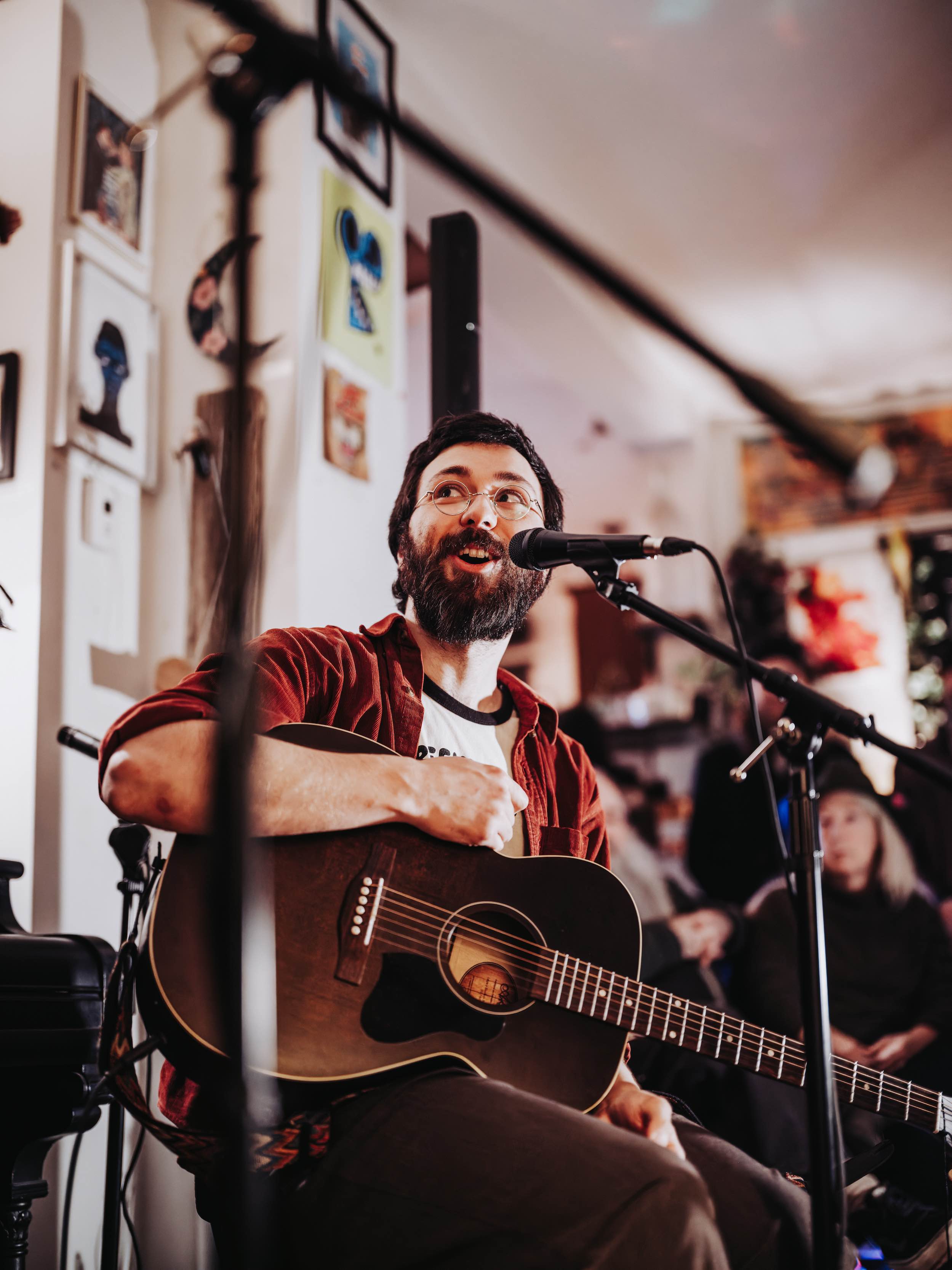 Ethan Mitchell at Arthouse Cafe. Photo by Curtis Perry